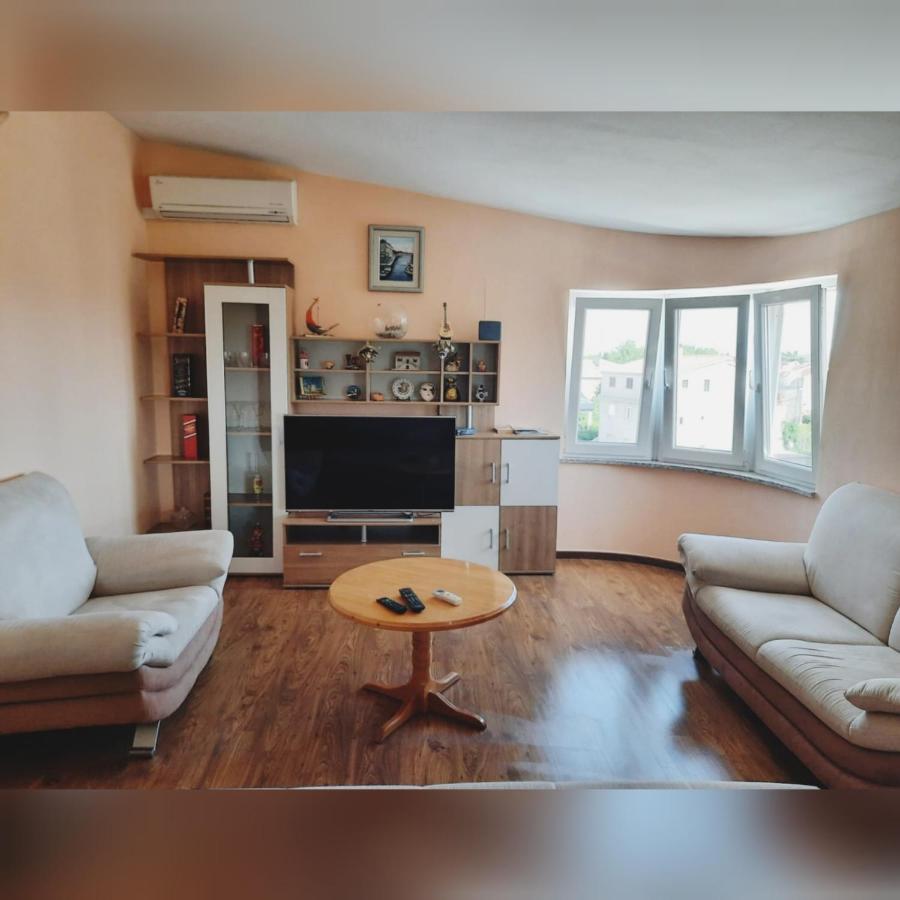 Apartman Julienne Kaštela Eksteriør bilde