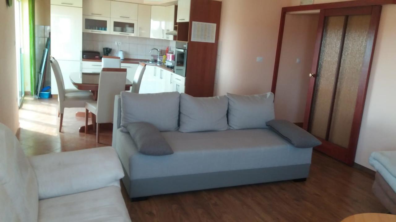 Apartman Julienne Kaštela Eksteriør bilde